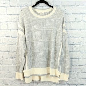 Two by Vince Camuto Sweaters - Two by Vince Camuto Grey Cozy Sweater - XL Two by Vince Camuto Sweaters - Two by Vince Camuto Grey Cozy Sweater - XL